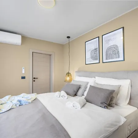 Apartment Querchus 9 With Private Pool